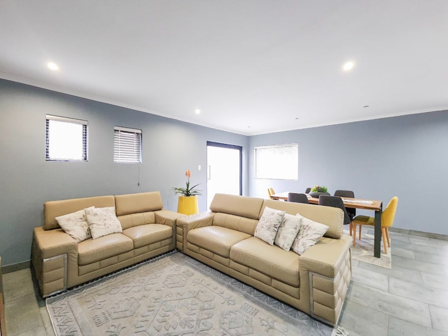 3 Bedroom Property for Sale in Melodie North West